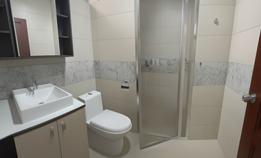 Casa alquiler Urdesa