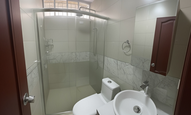 Casa alquiler Urdesa