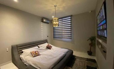 Venta de Hermosa Residencia