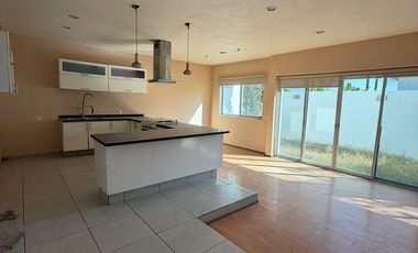 Casa en Renta, Calle La Joya en Ciudad Bugambilias