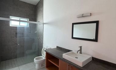 Casa en Renta, Calle La Joya en Ciudad Bugambilias