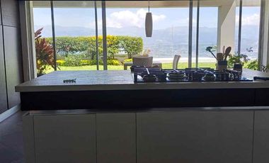 de renta  casa de lujo a estrenar full amoblado de 3 habitaciones con jardín propio duplex con vista ascensor  desde parqueadero guardias porch