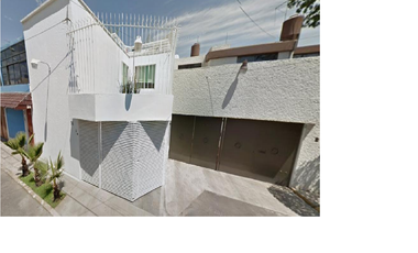 CASA EN IZTACALCO 4 RECAMARAS EN RECUPERACION BANCARIA