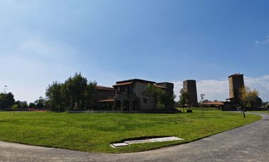 Venta de  Terreno Premium en Barrio Los Fresnos, Val’Quirico