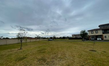Venta de  Terreno Premium en Barrio Los Fresnos, Val’Quirico