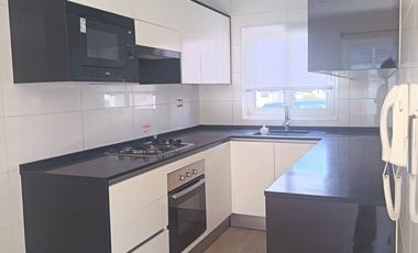 Arriendo Casa Mediterránea 3 dorm. en Condominio Villa Alemania