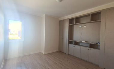 Arriendo Casa Mediterránea 3 dorm. en Condominio Villa Alemania