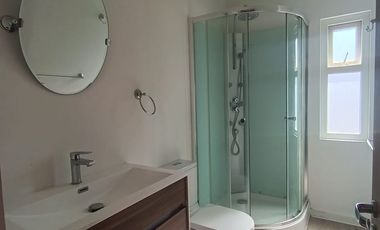 Arriendo Casa Mediterránea 3 dorm. en Condominio Villa Alemania