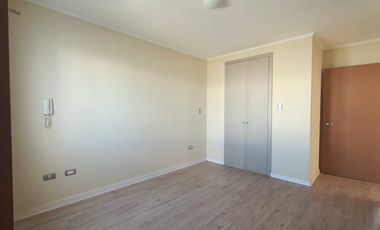 Arriendo Casa Mediterránea 3 dorm. en Condominio Villa Alemania