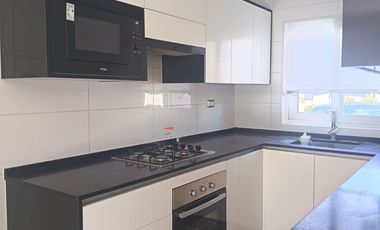 Arriendo Casa Mediterránea 3 dorm. en Condominio Villa Alemania