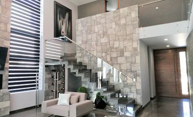 Casa en Venta en Valle Real, Coto Almendro