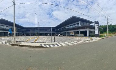 ALQUILER DE GRAN LOCAL COMERCIAL EN PLAZA SEVILLA (LA JOYA)