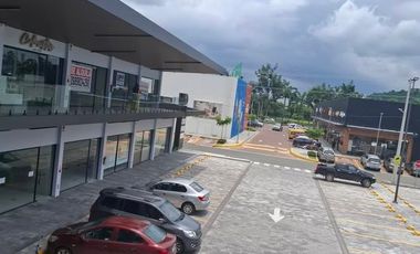 ALQUILER DE GRAN LOCAL COMERCIAL EN PLAZA SEVILLA (LA JOYA)