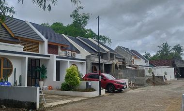 RUMAH BARU FULL FASILITAS DI JOGJA BARAT GAYA JAPANESE