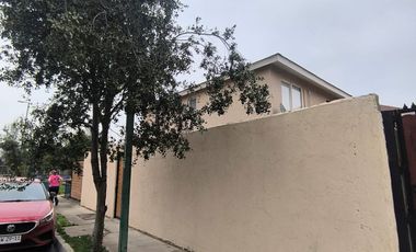 VENTA DE CASA ESQUINA – 3D + 3B – VALLE GRANDE, QUILICURA