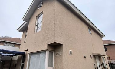 VENTA DE CASA ESQUINA – 3D + 3B – VALLE GRANDE, QUILICURA