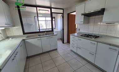 En venta excelente departamento en Edificio las Palmas, en pleno centro.