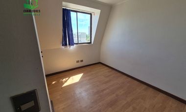 En venta excelente departamento en Edificio las Palmas, en pleno centro.