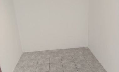 SE VENDE LINDA CASA EN URB PRIVADA PLAZA VICTORIA 4 DORMITORIOS 4 BAÑOS
