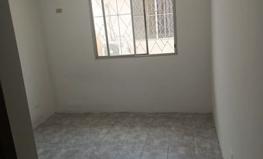SE VENDE LINDA CASA EN URB PRIVADA PLAZA VICTORIA 4 DORMITORIOS 4 BAÑOS