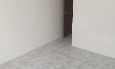 SE VENDE LINDA CASA EN URB PRIVADA PLAZA VICTORIA 4 DORMITORIOS 4 BAÑOS