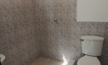 SE VENDE LINDA CASA EN URB PRIVADA PLAZA VICTORIA 4 DORMITORIOS 4 BAÑOS