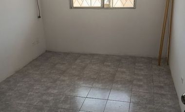 SE VENDE LINDA CASA EN URB PRIVADA PLAZA VICTORIA 4 DORMITORIOS 4 BAÑOS