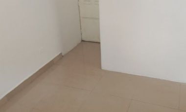 SE VENDE LINDA CASA EN URB PRIVADA PLAZA VICTORIA 4 DORMITORIOS 4 BAÑOS