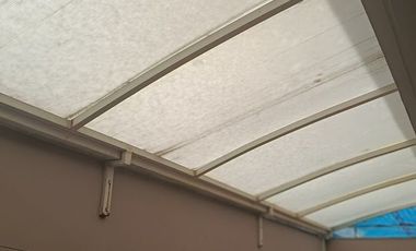 SE VENDE LINDA CASA EN URB PRIVADA PLAZA VICTORIA 4 DORMITORIOS 4 BAÑOS