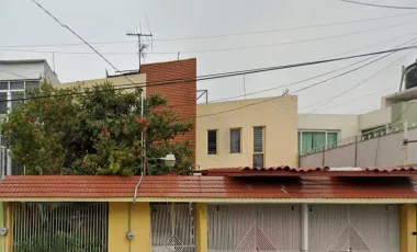 CASA EN MILITAR MARTE IZTACALCO EN RECUPERACION BANCARIA