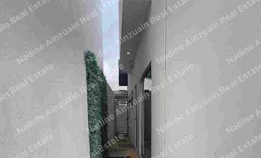 SE RENTA CASA AMPLIA EN RESIDENCIAL CUMBRES CANCÚN, 3 RECÁMARAS MÁS ESTUDIO, ALBERCA PRIVADA, AMENIDADES, SEGURIDAD 24 HORAS.