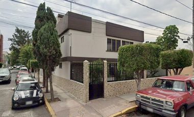 CASA EN AGRICOLA ORIENTAL EN RECUPERACION BANCARIA