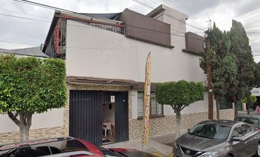 CASA EN AGRICOLA ORIENTAL EN RECUPERACION BANCARIA