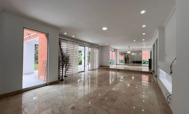 Casa en Arriendo en Benedictinos Envigado Antioquia