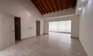 Casa en Arriendo en Benedictinos Envigado Antioquia
