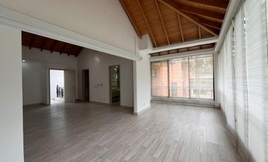 Casa en Arriendo en Benedictinos Envigado Antioquia