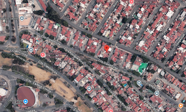 Casa en Venta en Cd. Satélite, Naucalpan – Excelente Conectividad y Cercanía a Servicios