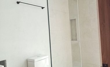 CASA EN RENTA VALDEPEÑAS