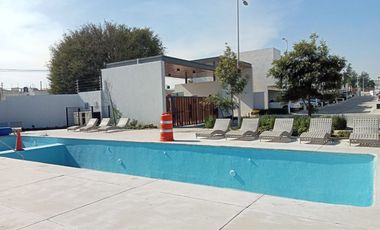 CASA EN RENTA VALDEPEÑAS