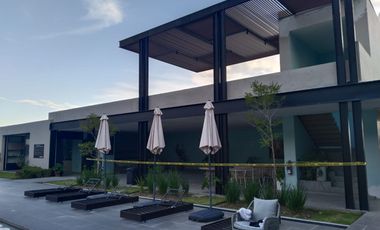 Residencia de lujo en venta en el Eden Bosques de Sta Anita