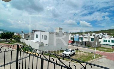 RENTA CASA COTO LAS MONTAÑAS SENDEROS DE MONTE VERDE TLAJOMULCO