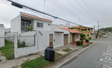 HERMOSA CASA EN VENTA UBICADA EN COL. 17 DE OCTUBRE, CHETUMAL, QUINTANA ROO