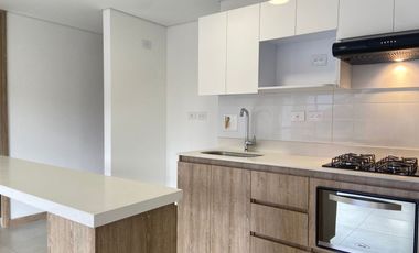 Apartamento en arriendo en Loma de San Jose, Sabaneta