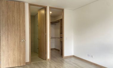 Apartamento en arriendo en Loma de San Jose, Sabaneta