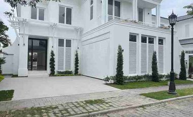 Venta de hermosa casa en Aires del Batán.