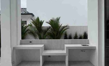 Venta de hermosa casa en Aires del Batán.