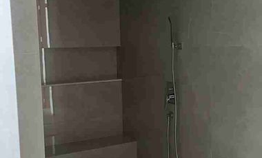 Venta de hermosa casa en Aires del Batán.