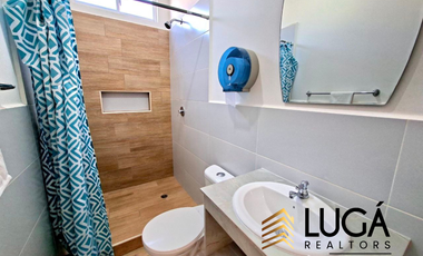 Casa amoblada en Renta, Urbanización privada frente al mar, vía Jaramijó, Manta, Ecuador