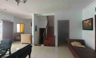 Rumah Sewa Raffles Hills Cibubur