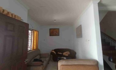 Rumah Sewa Raffles Hills Cibubur